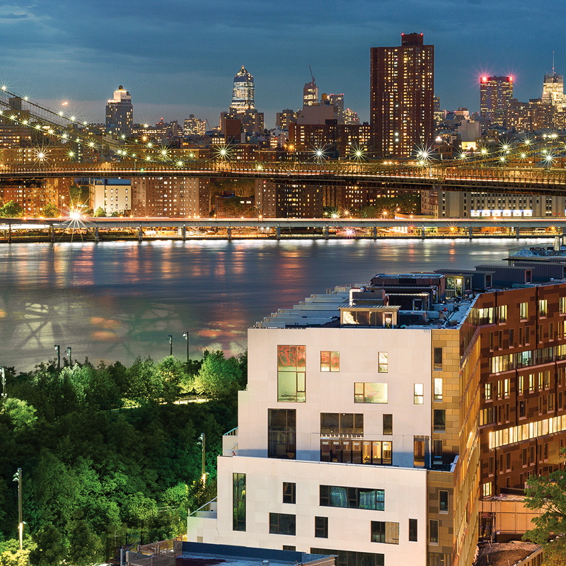 Pierhouse at Brooklyn Bridge Park